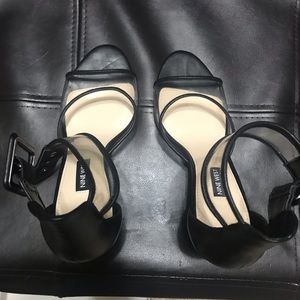 Nine West black and clear high heel sandal! Size 8